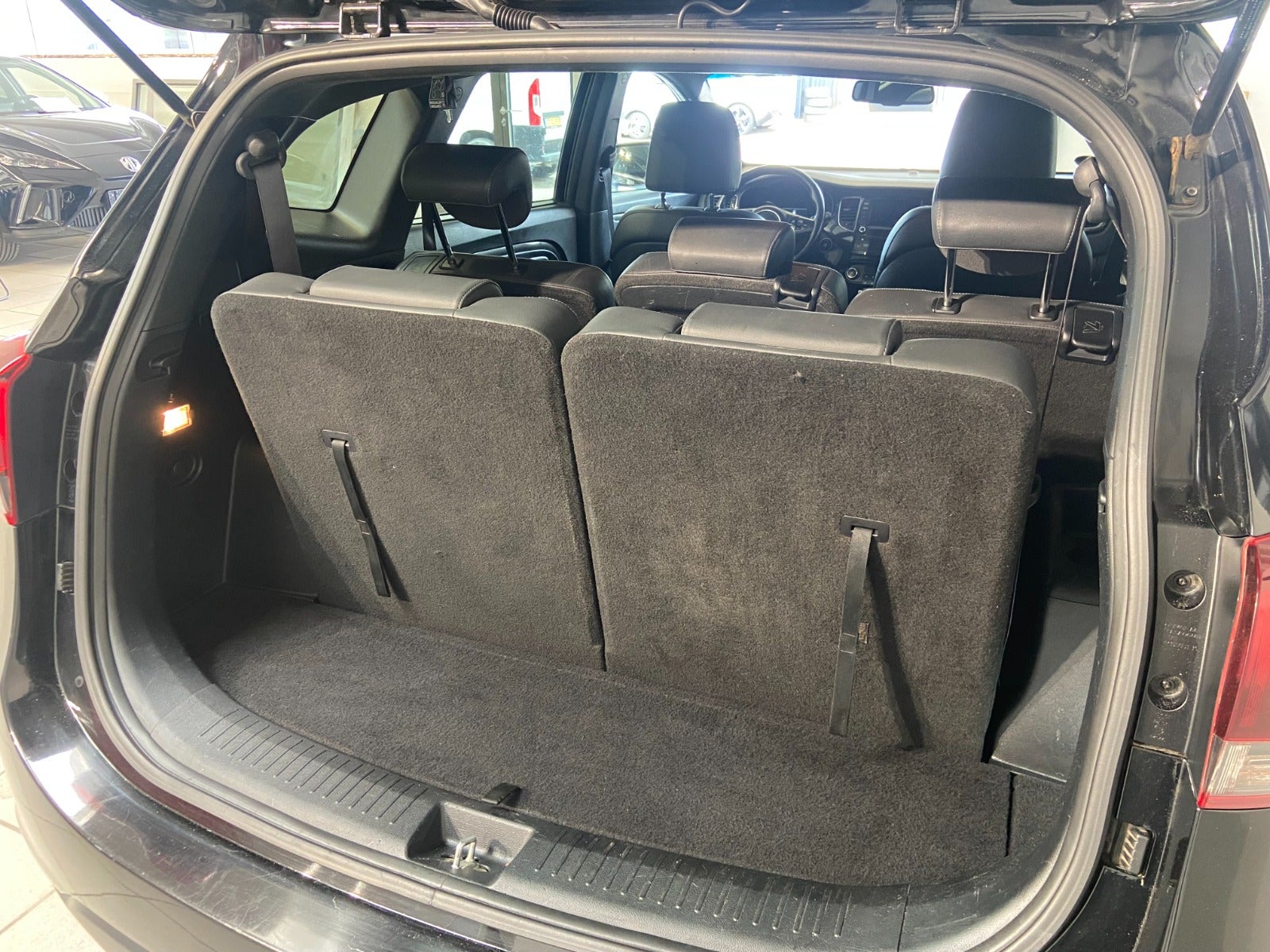 Kia Carens CRDi 141 Premium DCT 7prs