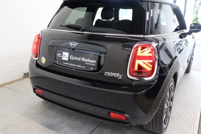 MINI Cooper SE Camden Edition