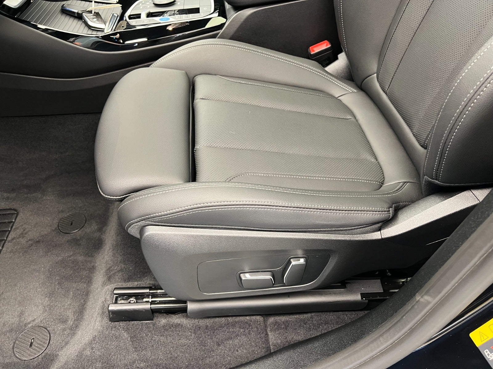 Billede af BMW iX3  Charged M-Sport