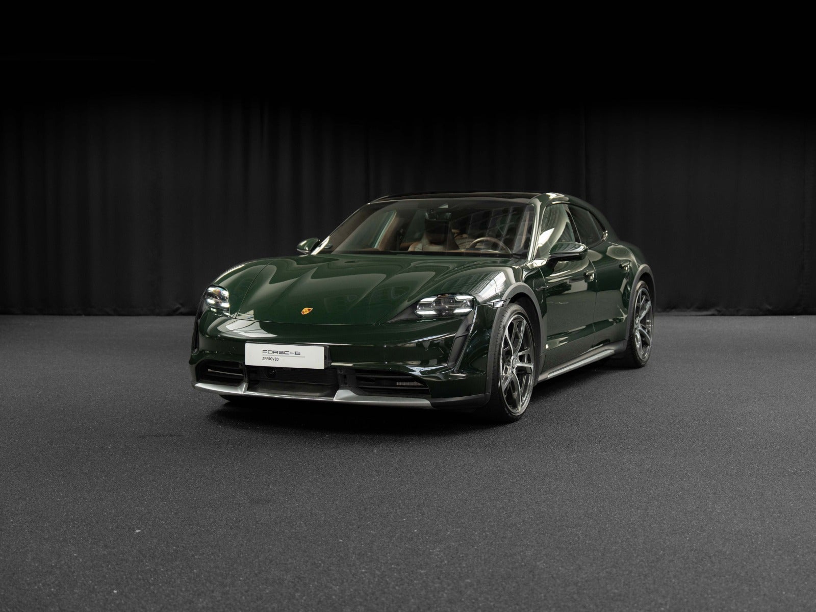 Porsche Taycan Turbo