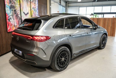 Mercedes EQE350 SUV
