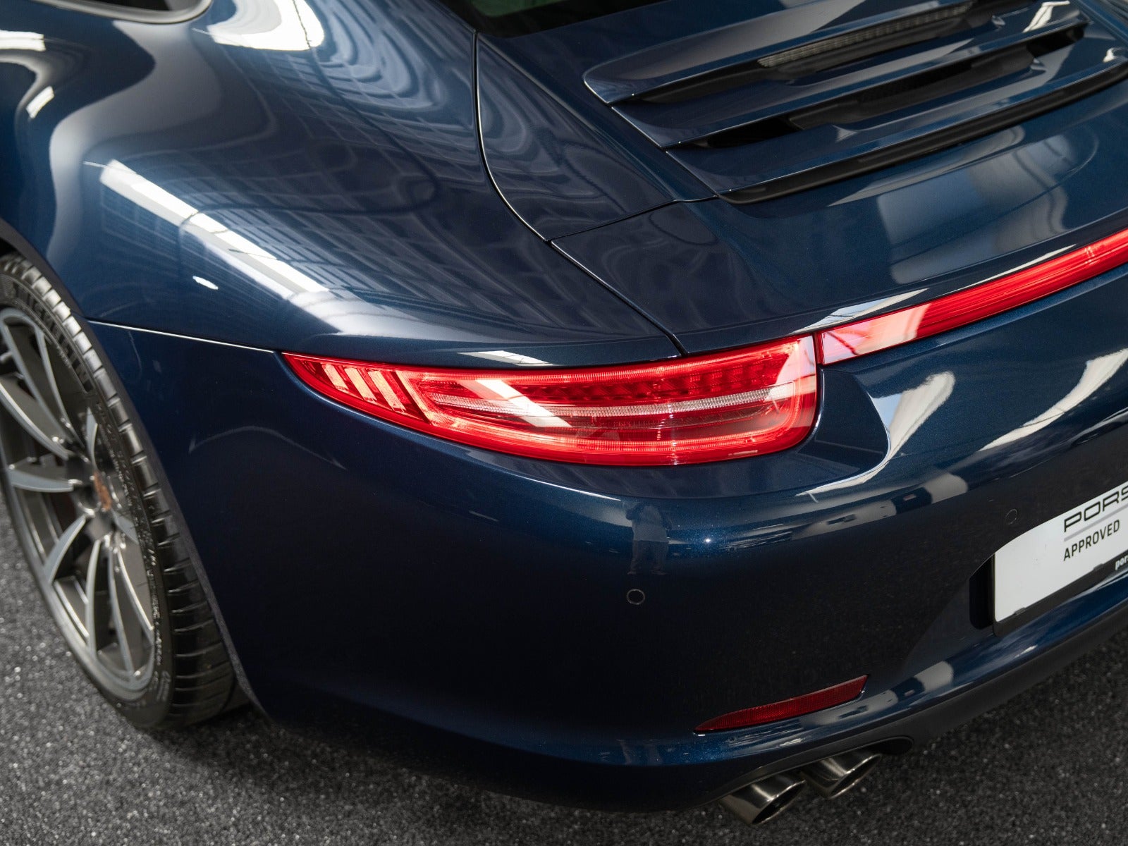 Gallery image 8 of 18