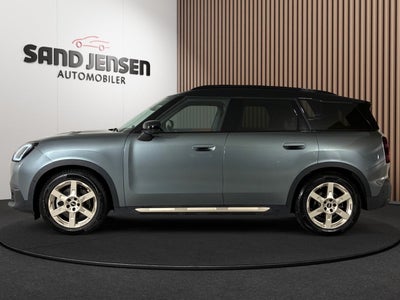 MINI Countryman SE Favoured Trim XL ALL4 Van