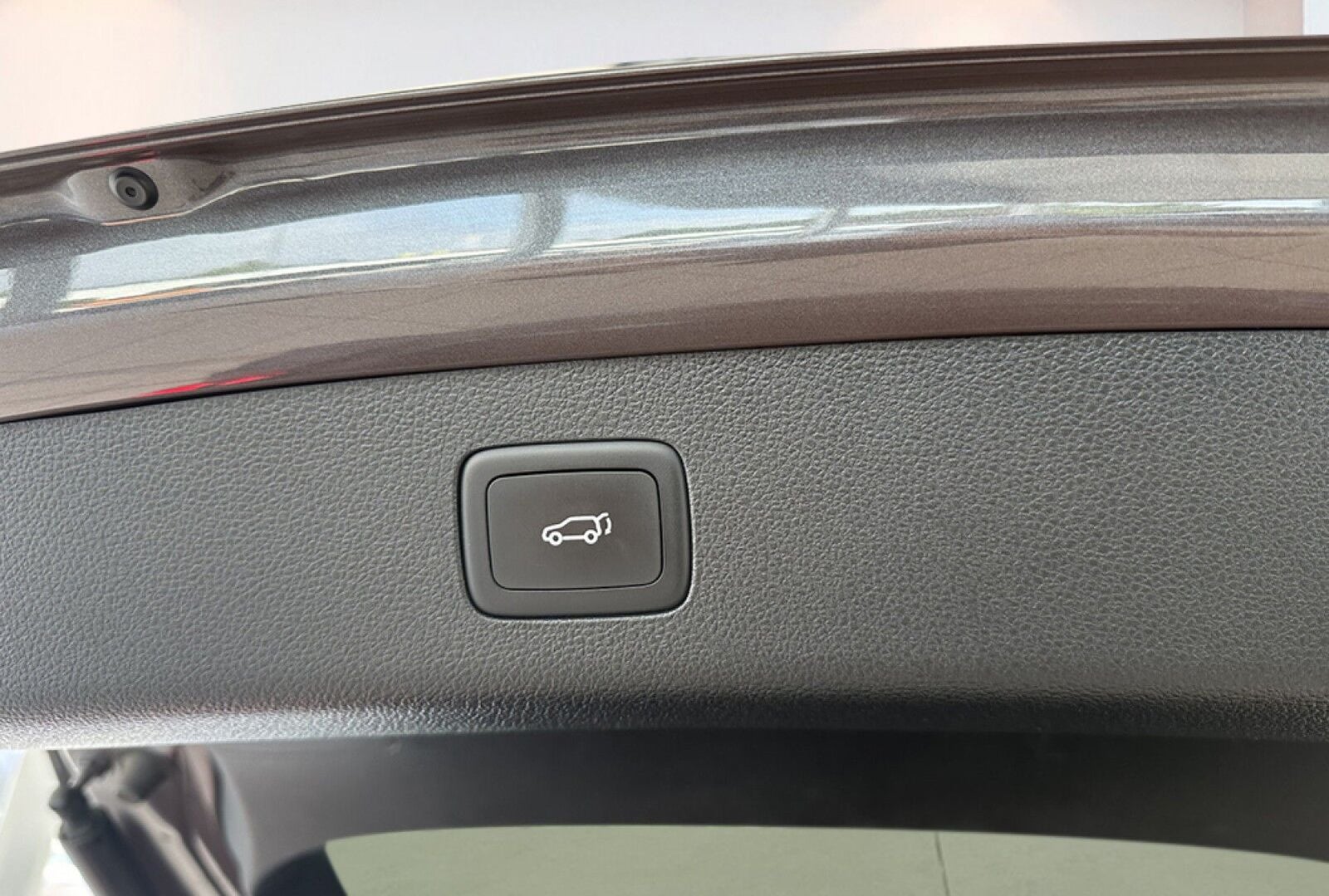 MG EHS PHEV Luxury