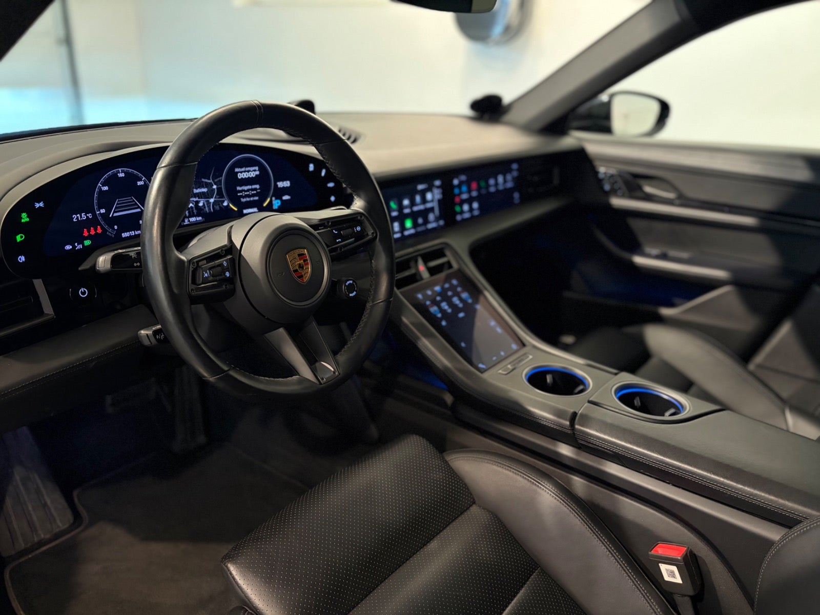 Porsche – Taycan 4S