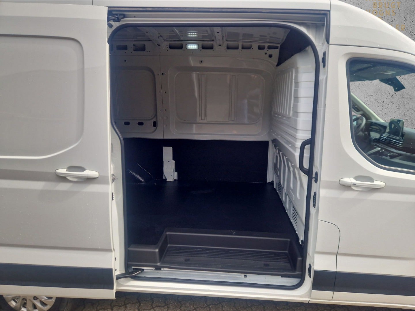 Billede af Maxus e-Deliver 9 72 L2H2 Kassevogn