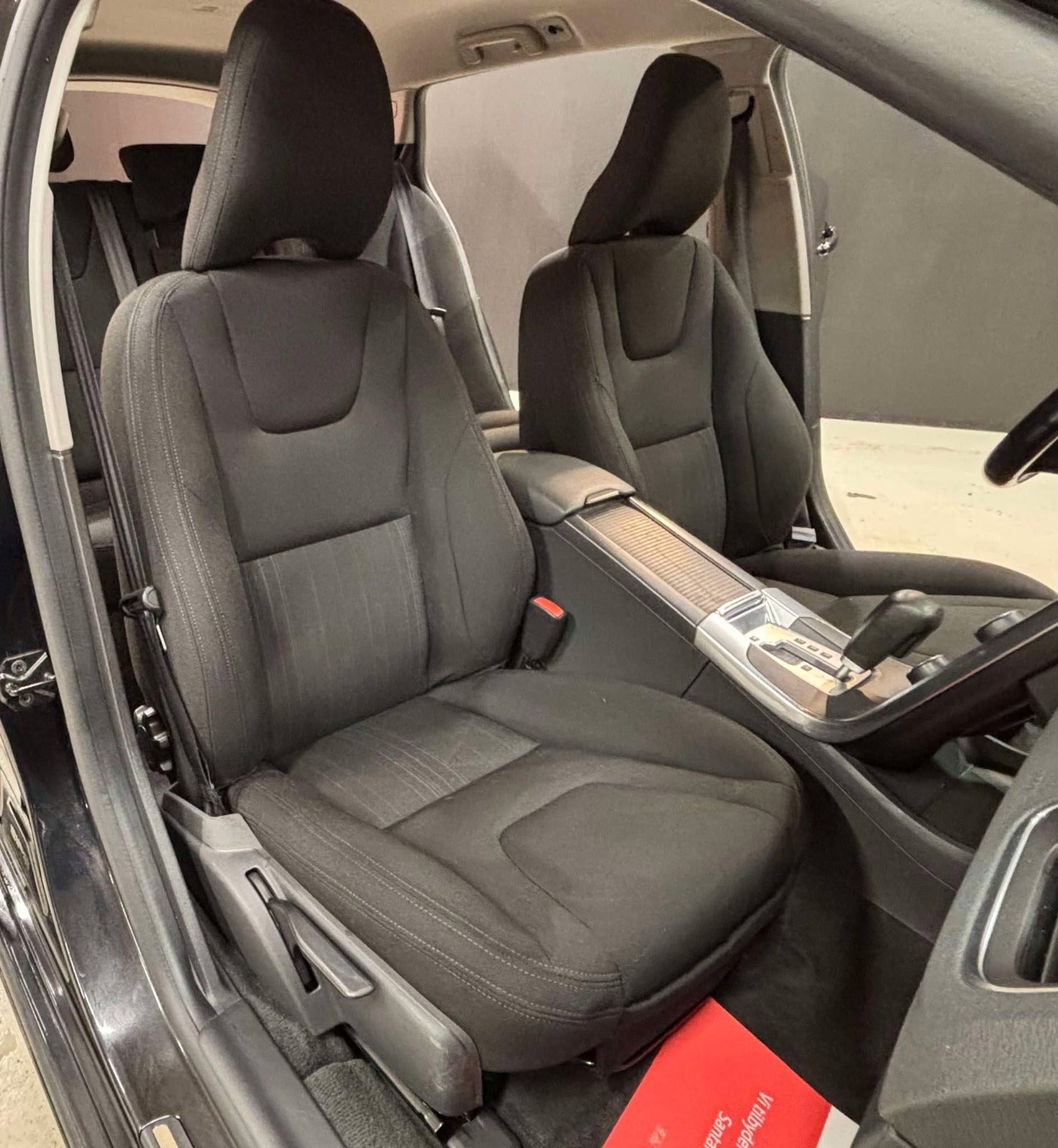 Billede af Volvo V60 1,6 T4 180 Kinetic aut.