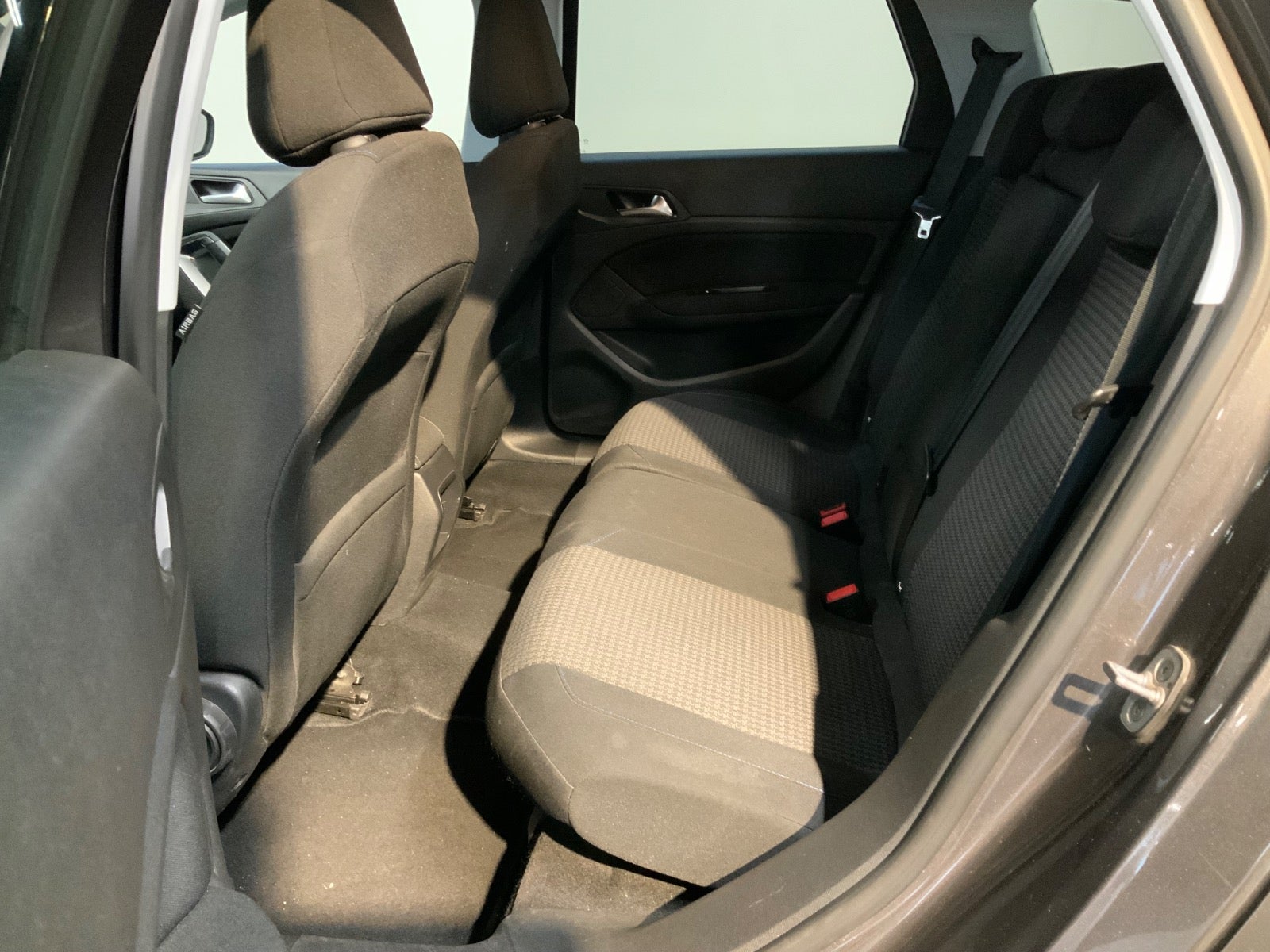 Peugeot 308 (6/8)