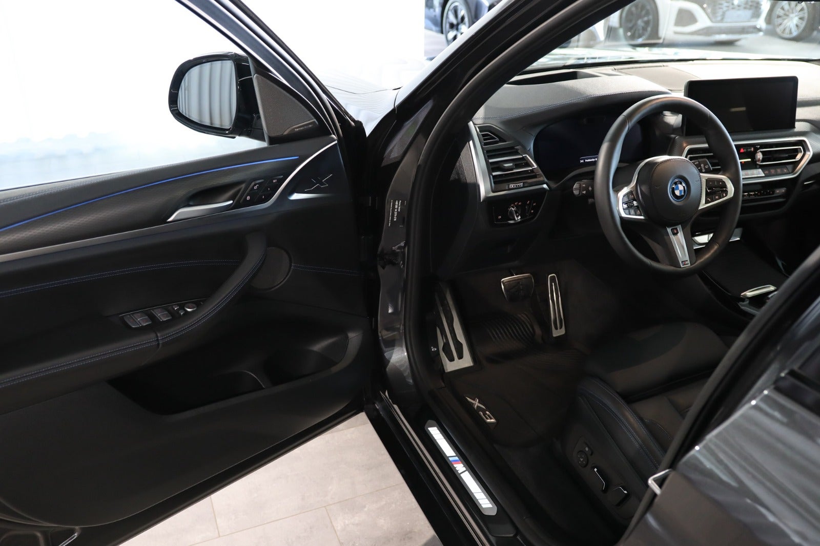 Billede af BMW iX3  Charged Plus M-Sport