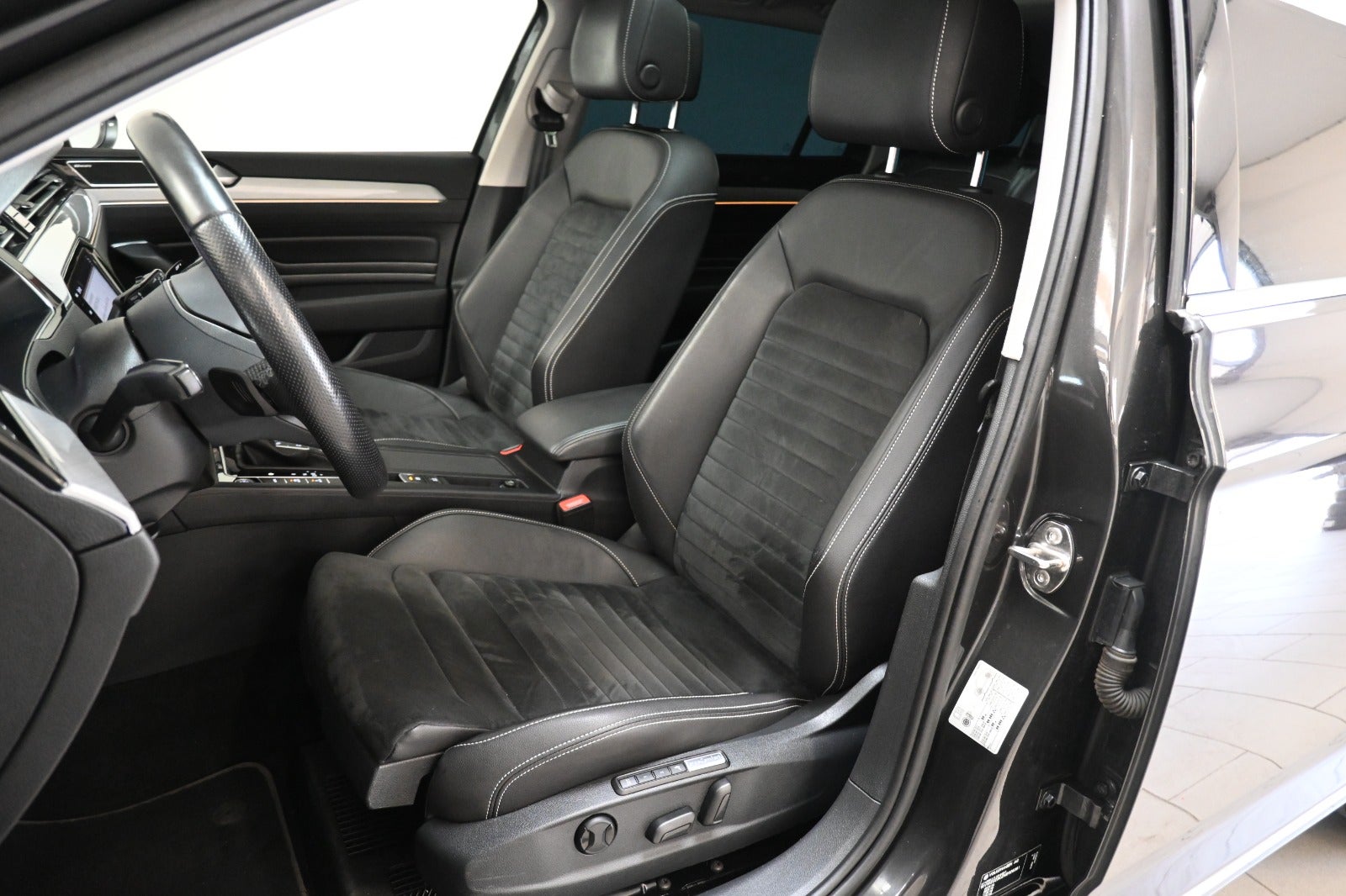VW Passat GTE+ Pro Variant DSG