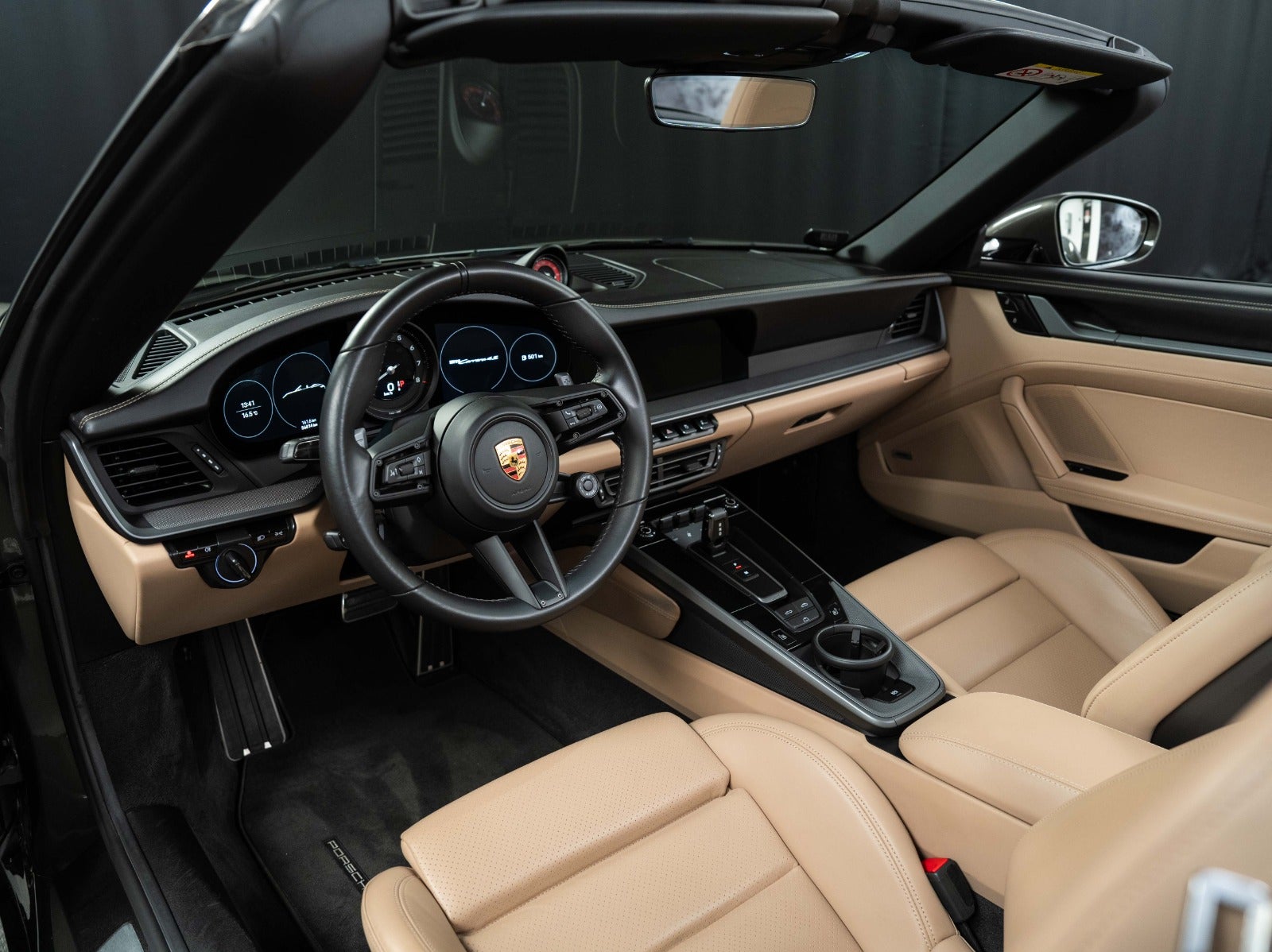 Gallery image 13 of 19