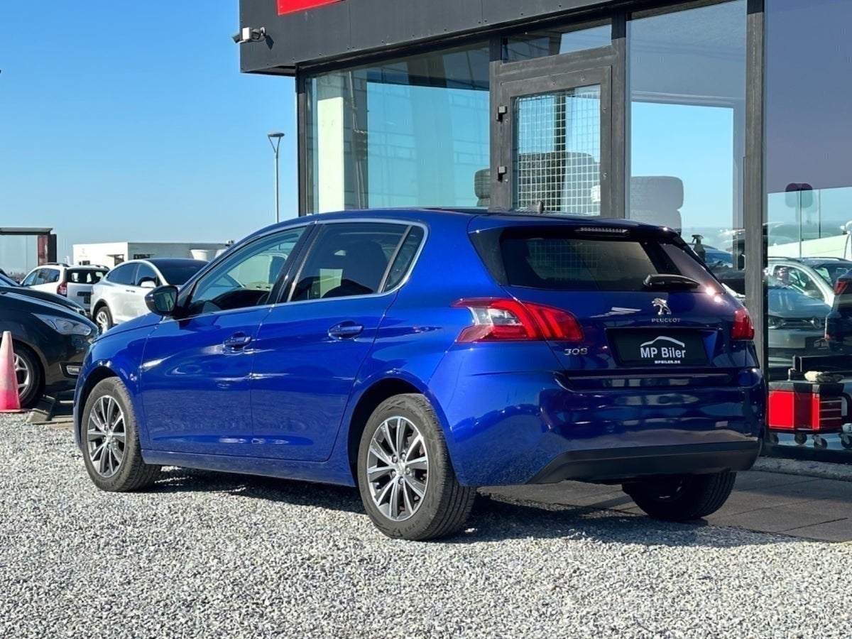 Billede af Peugeot 308 1,6 BlueHDi 120 Allure Sky