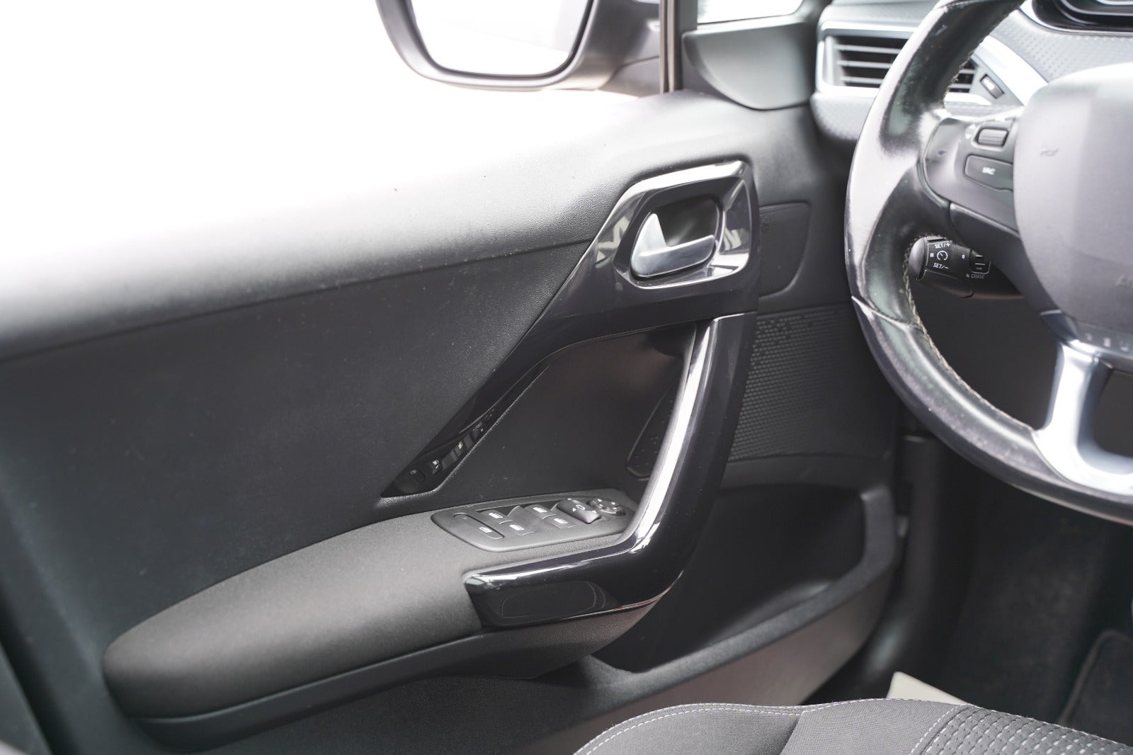 Billede af Peugeot 208 1,2 VTi 82 Selection Sky