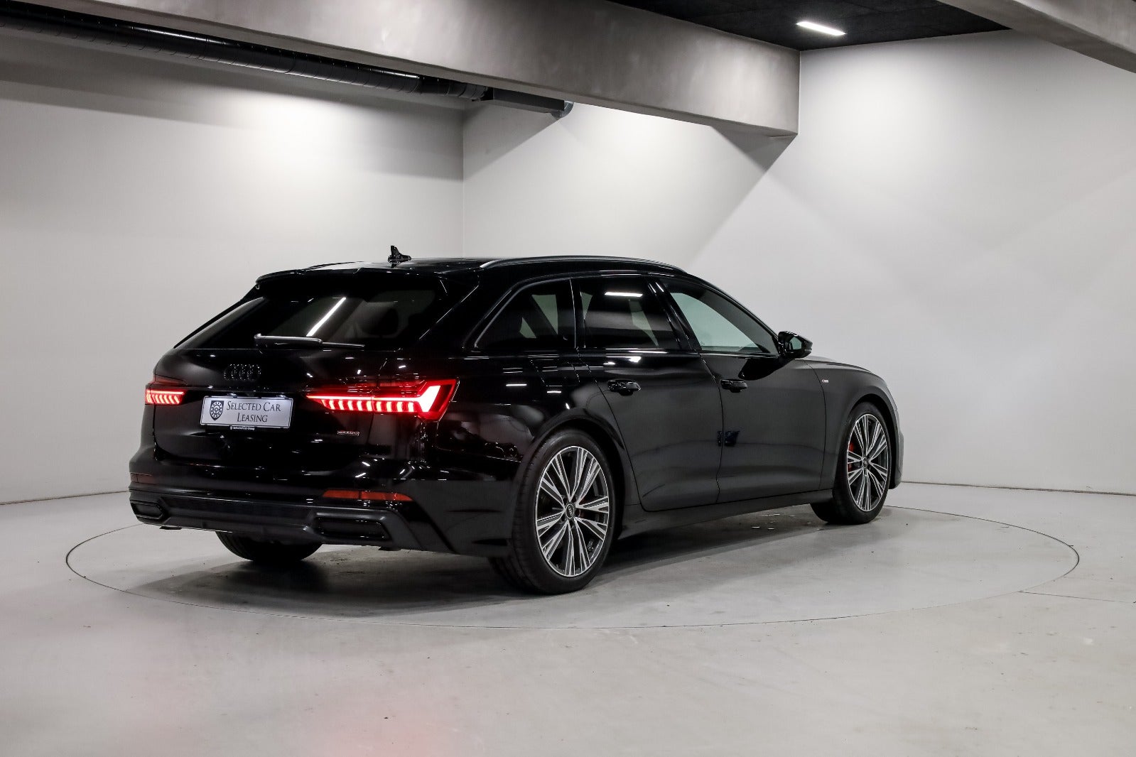 Audi A6 55 TFSi e S-line Avant quattro S-tr.