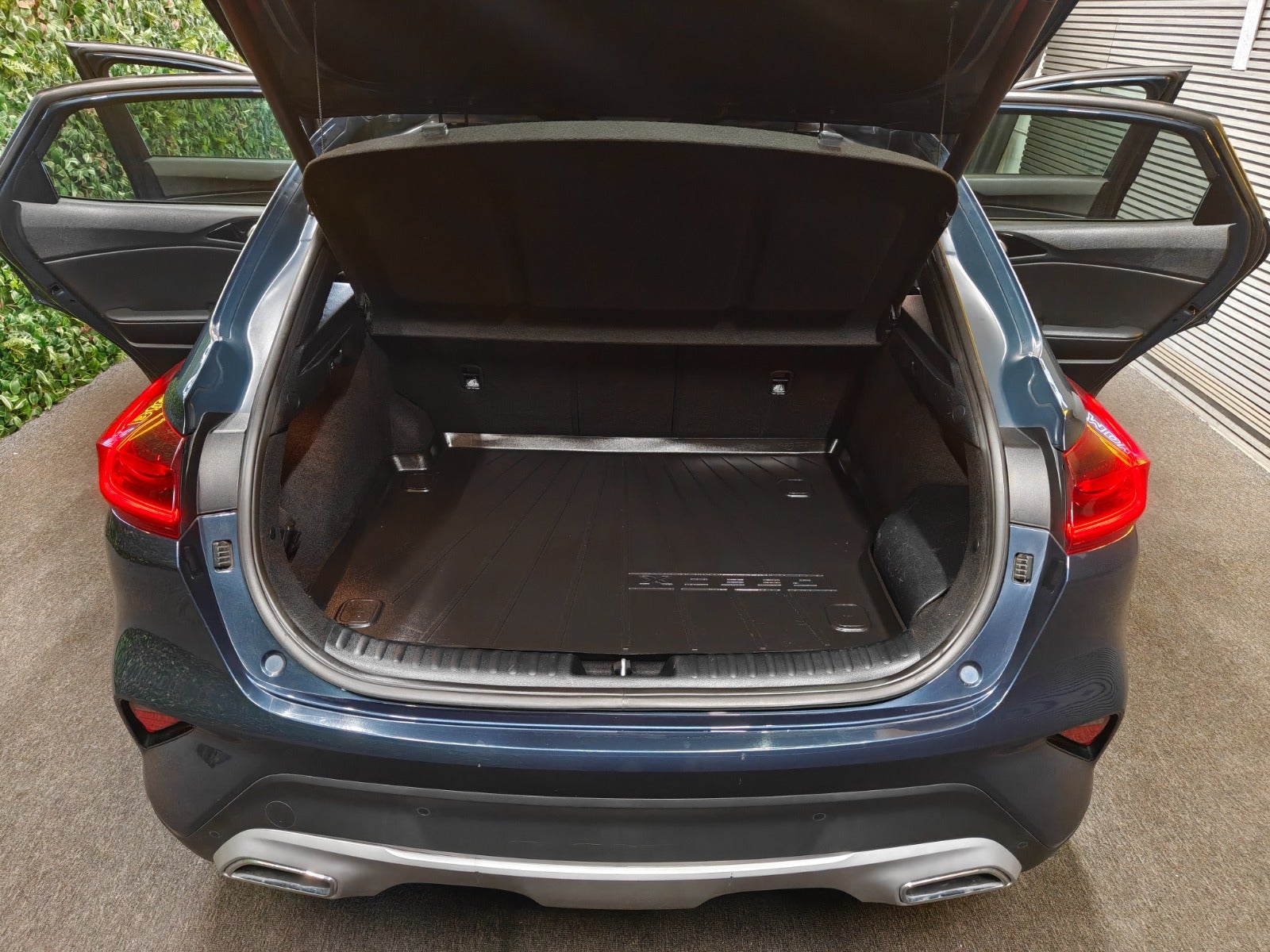 Billede af Kia XCeed 1,6 PHEV Platinum Edition DCT