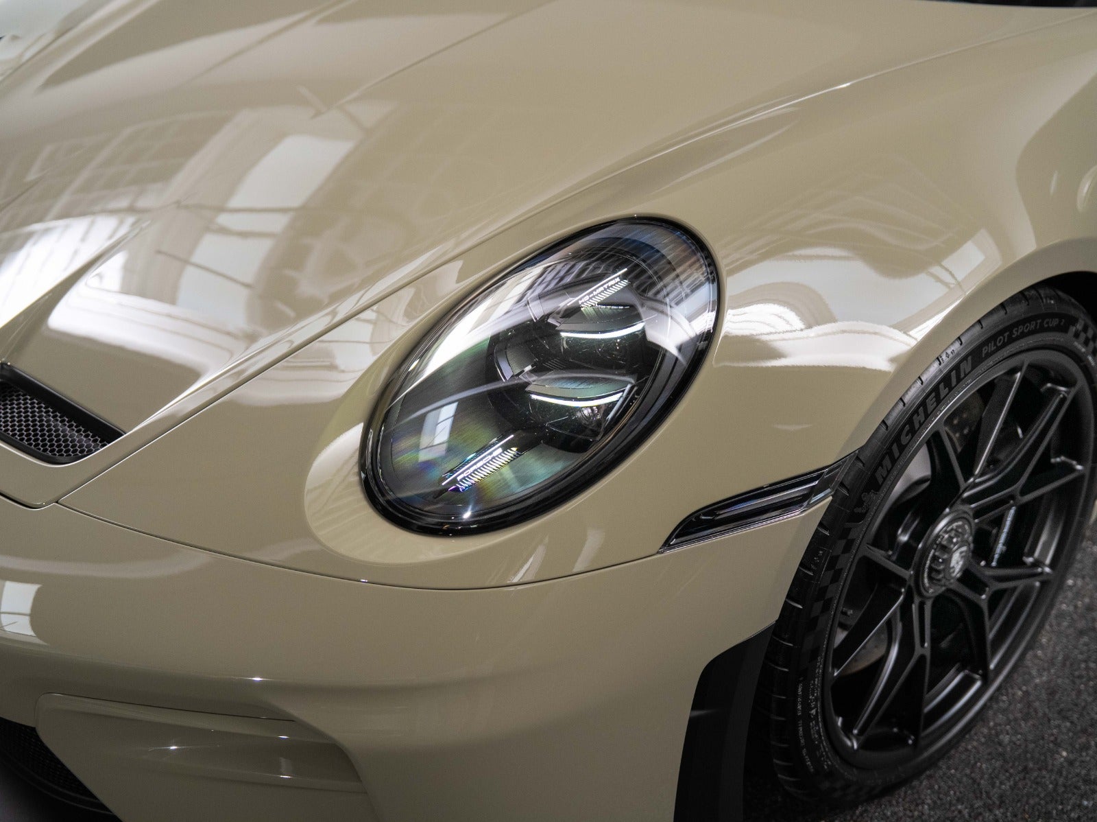 Gallery image 6 of 18