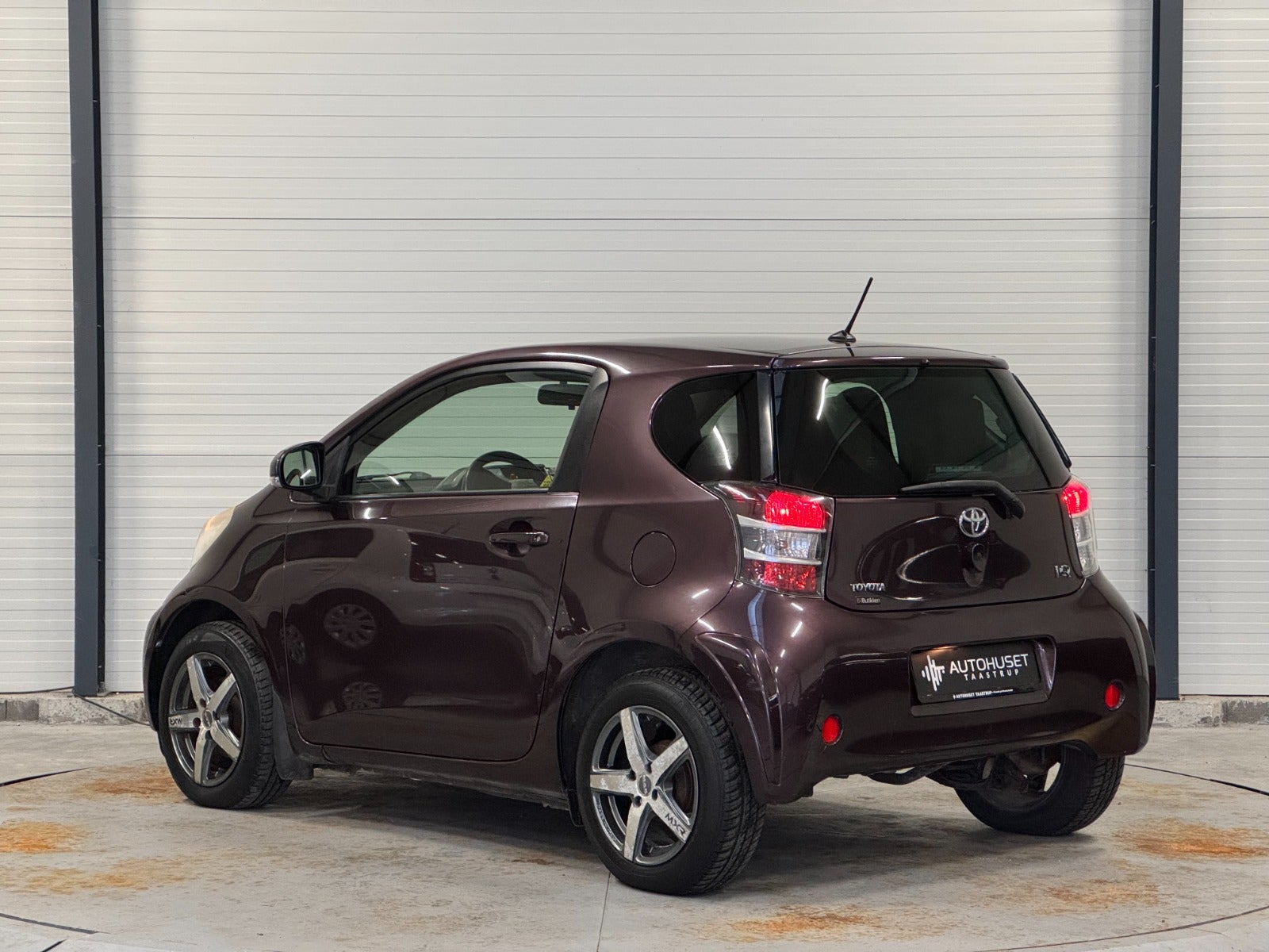 Toyota iQ 2011