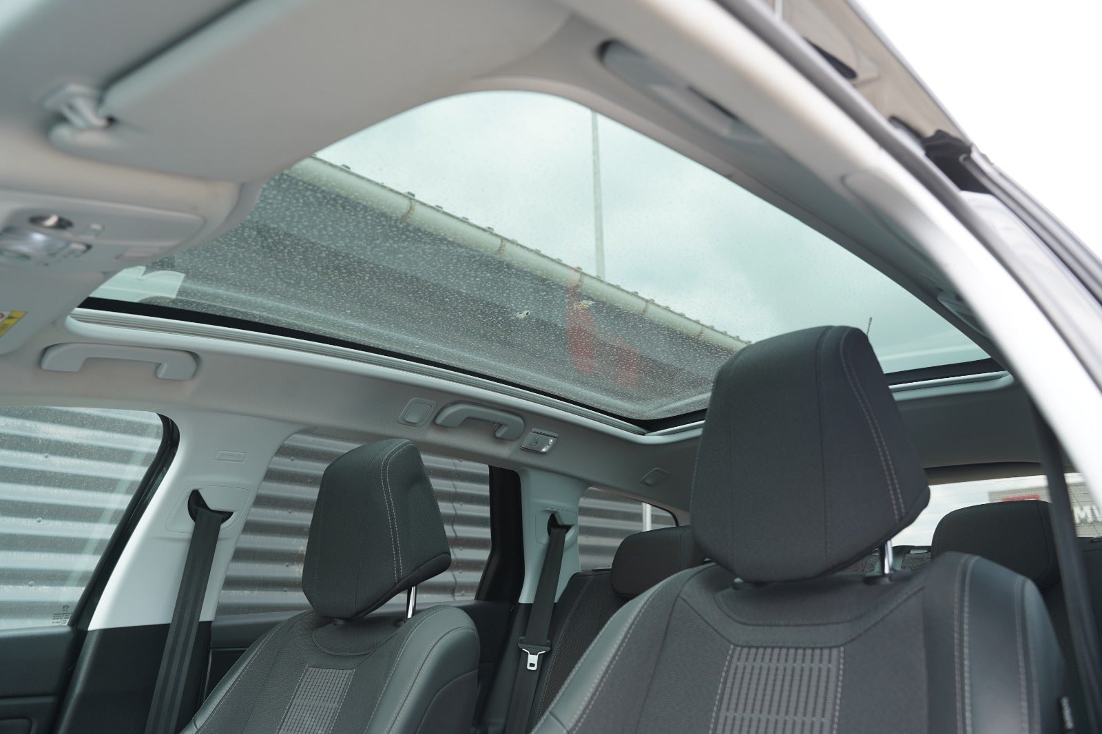 Billede af Peugeot 308 1,5 BlueHDi 130 Allure Sky SW