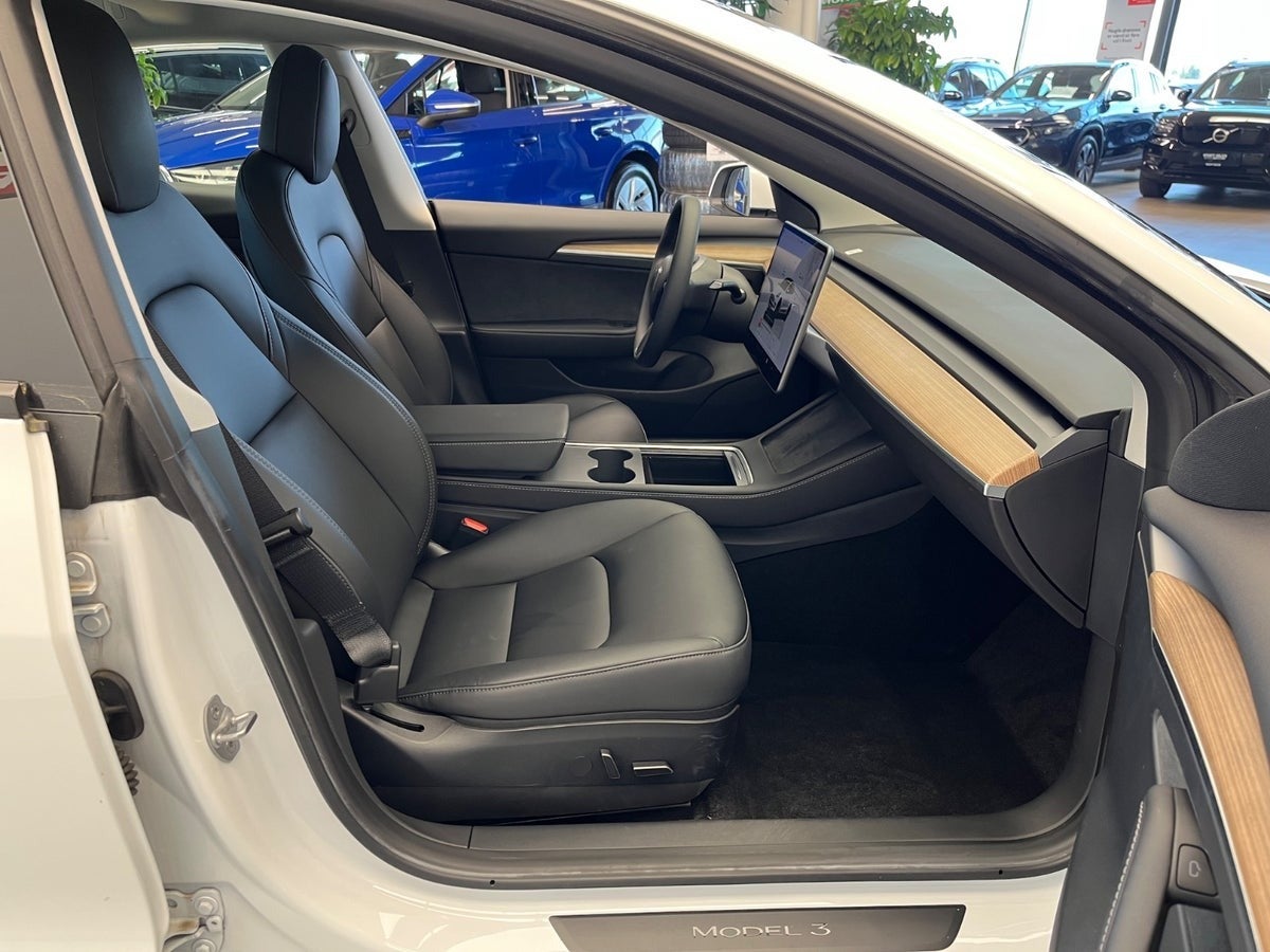 Billede af Tesla Model 3  RWD
