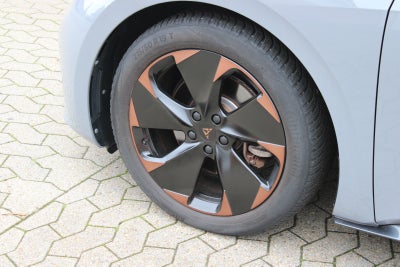 Cupra Born Dinamica Pack