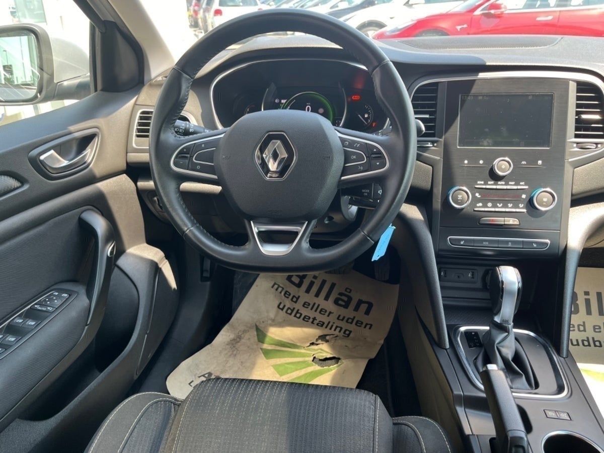 Billede af Renault Megane IV 1,2 TCe 130 Zen Sport Tourer EDC