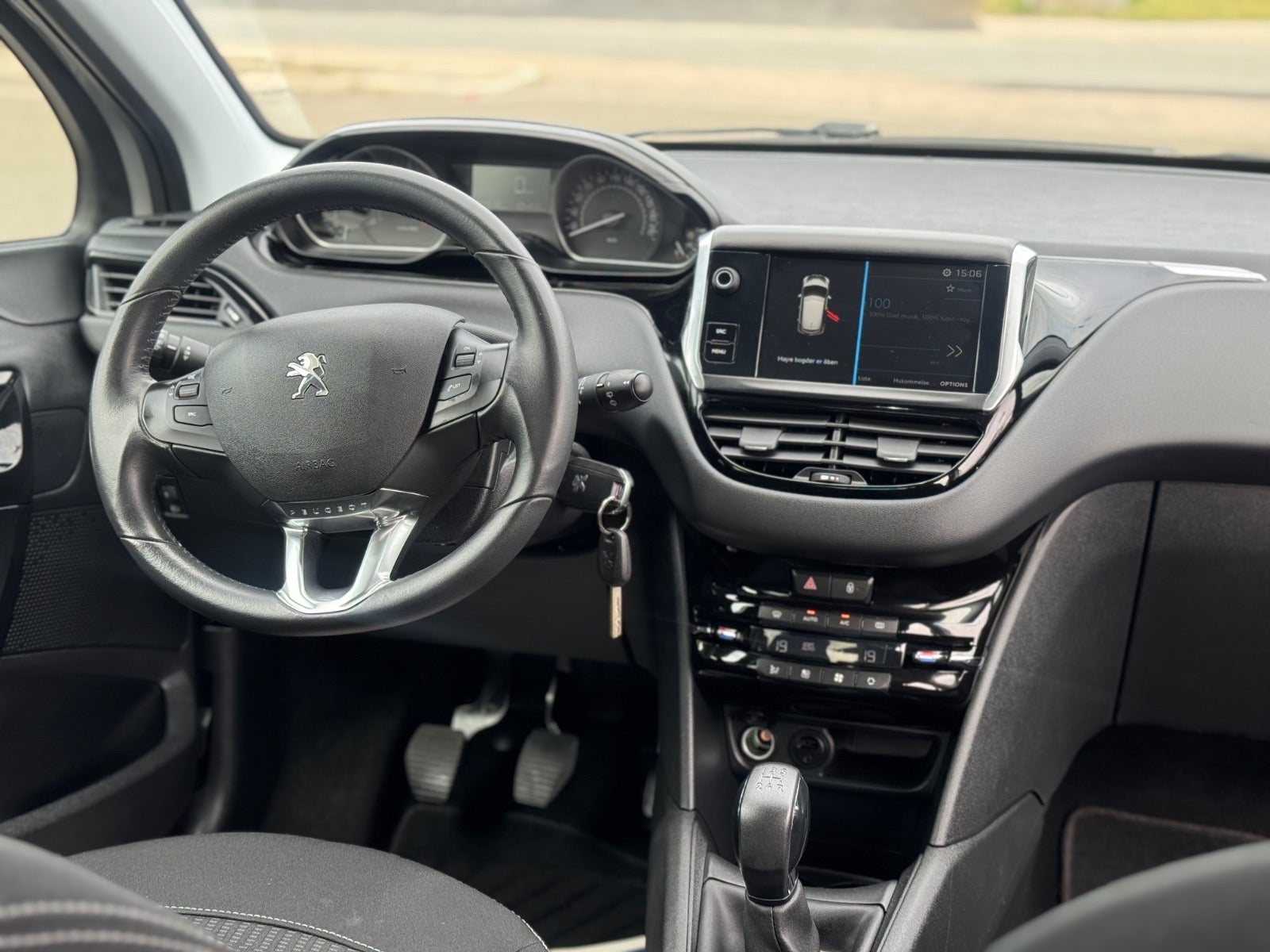 Billede af Peugeot 208 1,6 BlueHDi 100 Envy