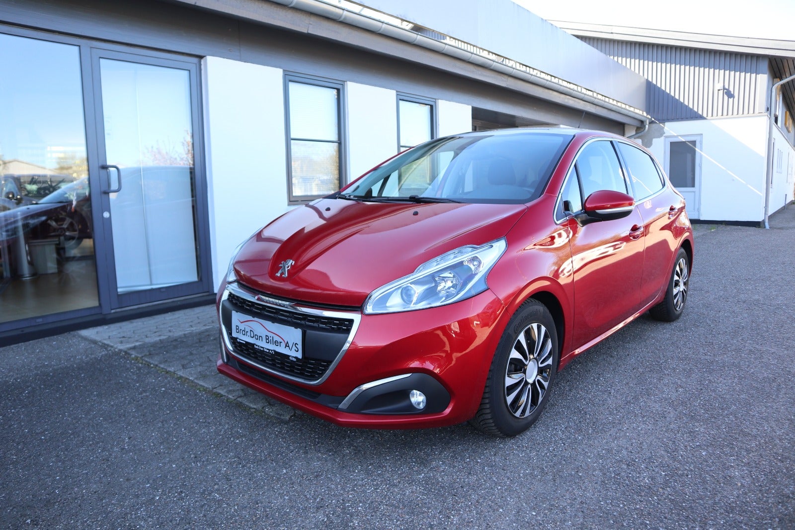Billede af Peugeot 208 1,5 BlueHDi 100 Allure Sky