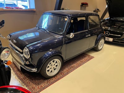 Morris Mascot  Mini 850 Benzin modelår 1976 km 4000 Mørkblåmetal, Veteranbil synet 10-09-2020, holde