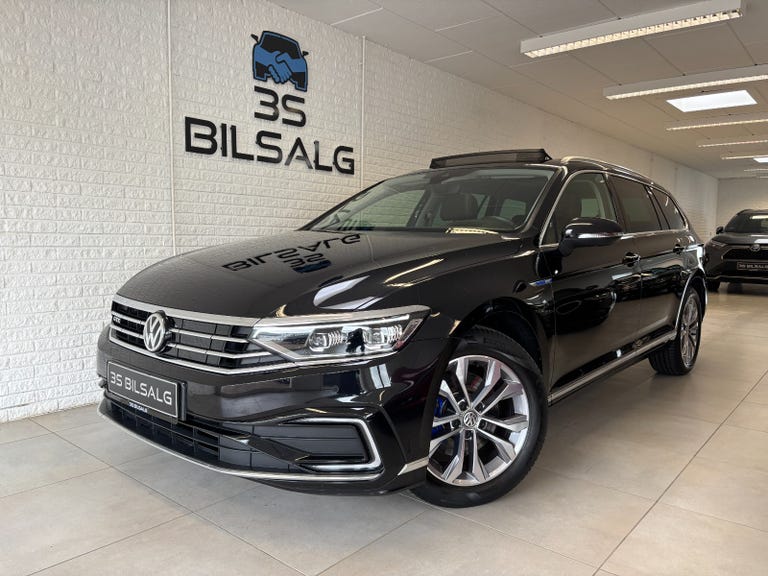 VW Passat GTE Variant DSG