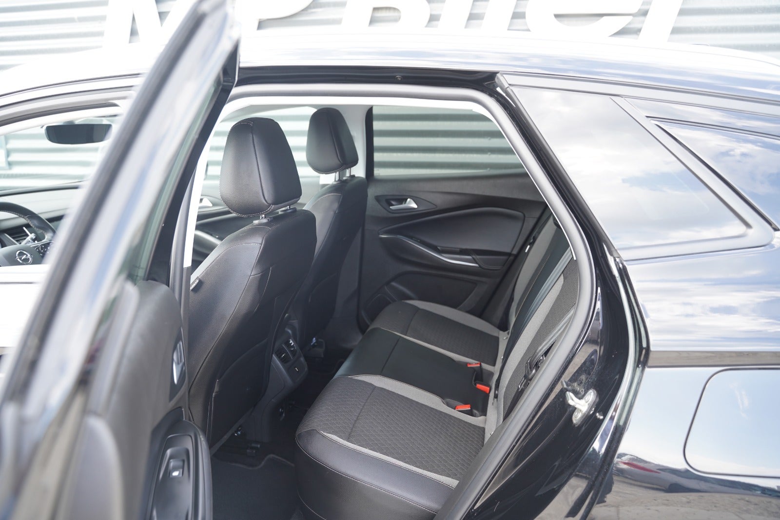 Billede af Opel Grandland X 1,6 Hybrid Ultimate aut.