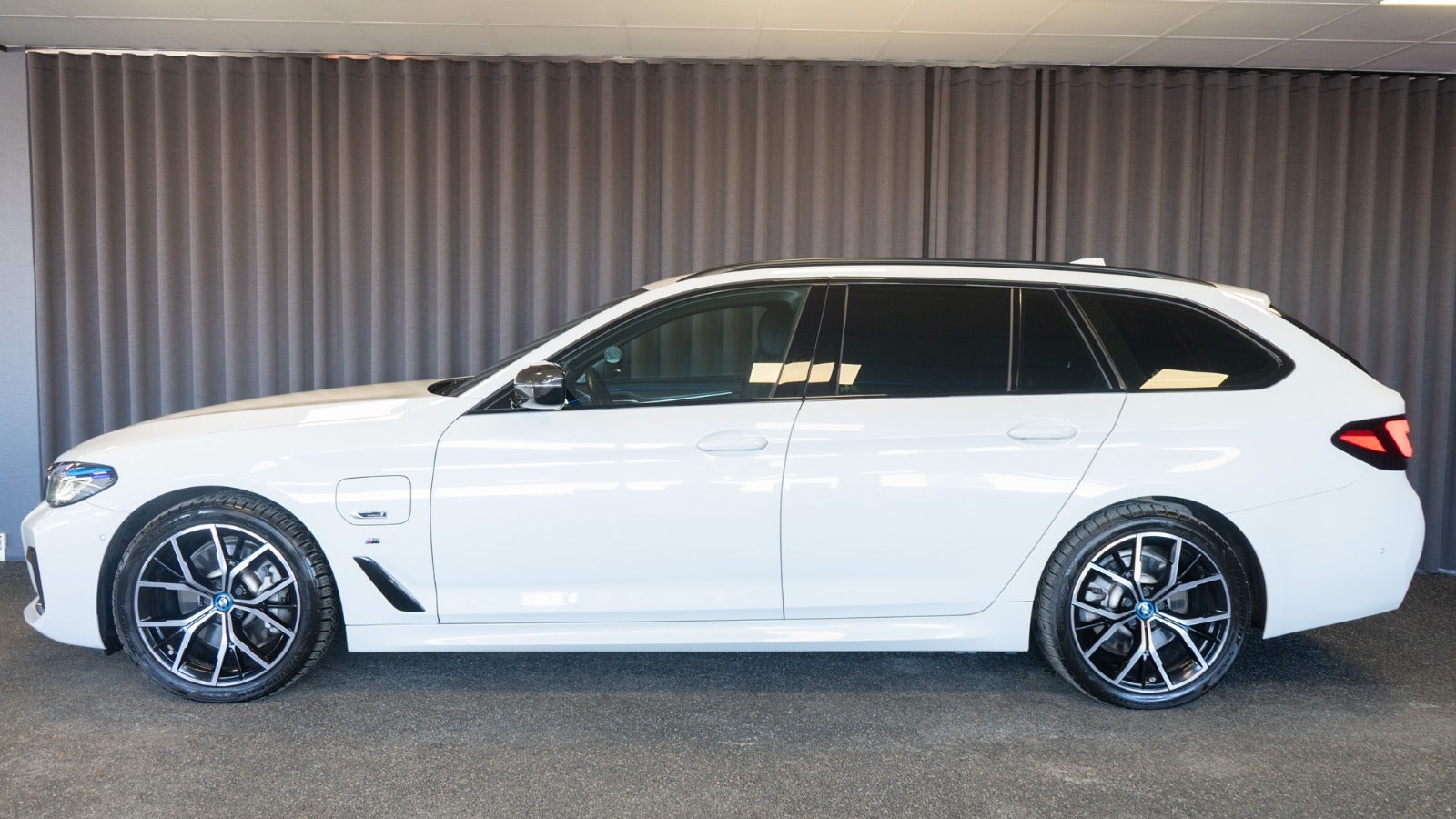 Billede af BMW 530e 2,0 Touring M-Sport aut.