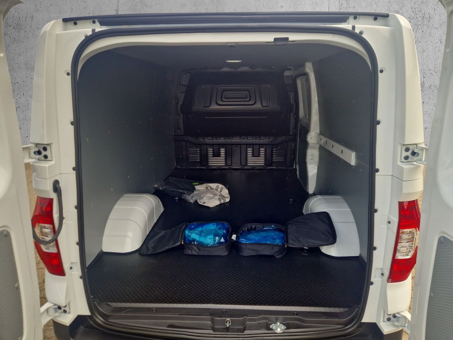 Billede af Maxus e-Deliver 3 50 Cargo Van LWB
