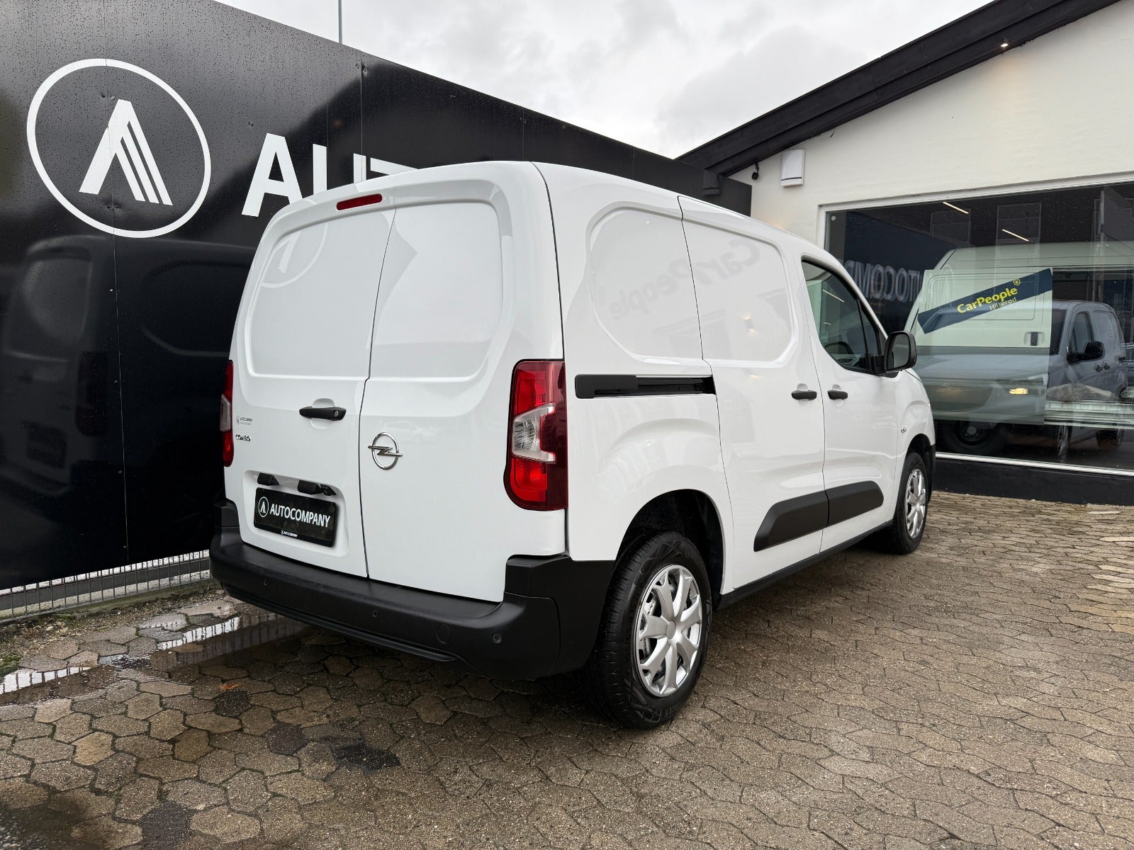 Opel Combo D 102 Enjoy L1V1