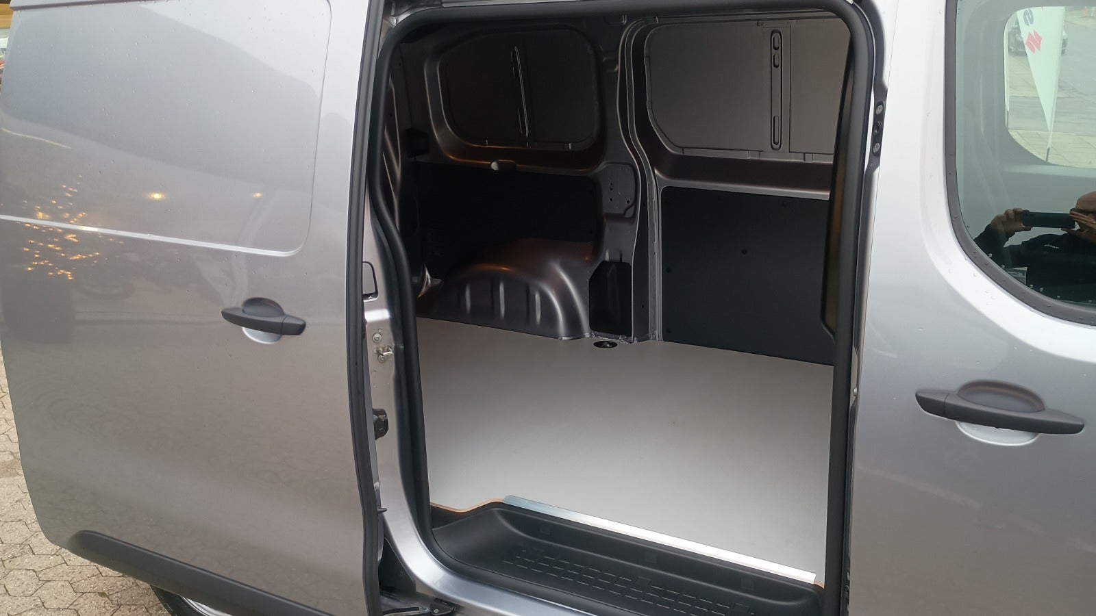 Billede af Citroën ë-Jumpy 75 L2 BaseLine