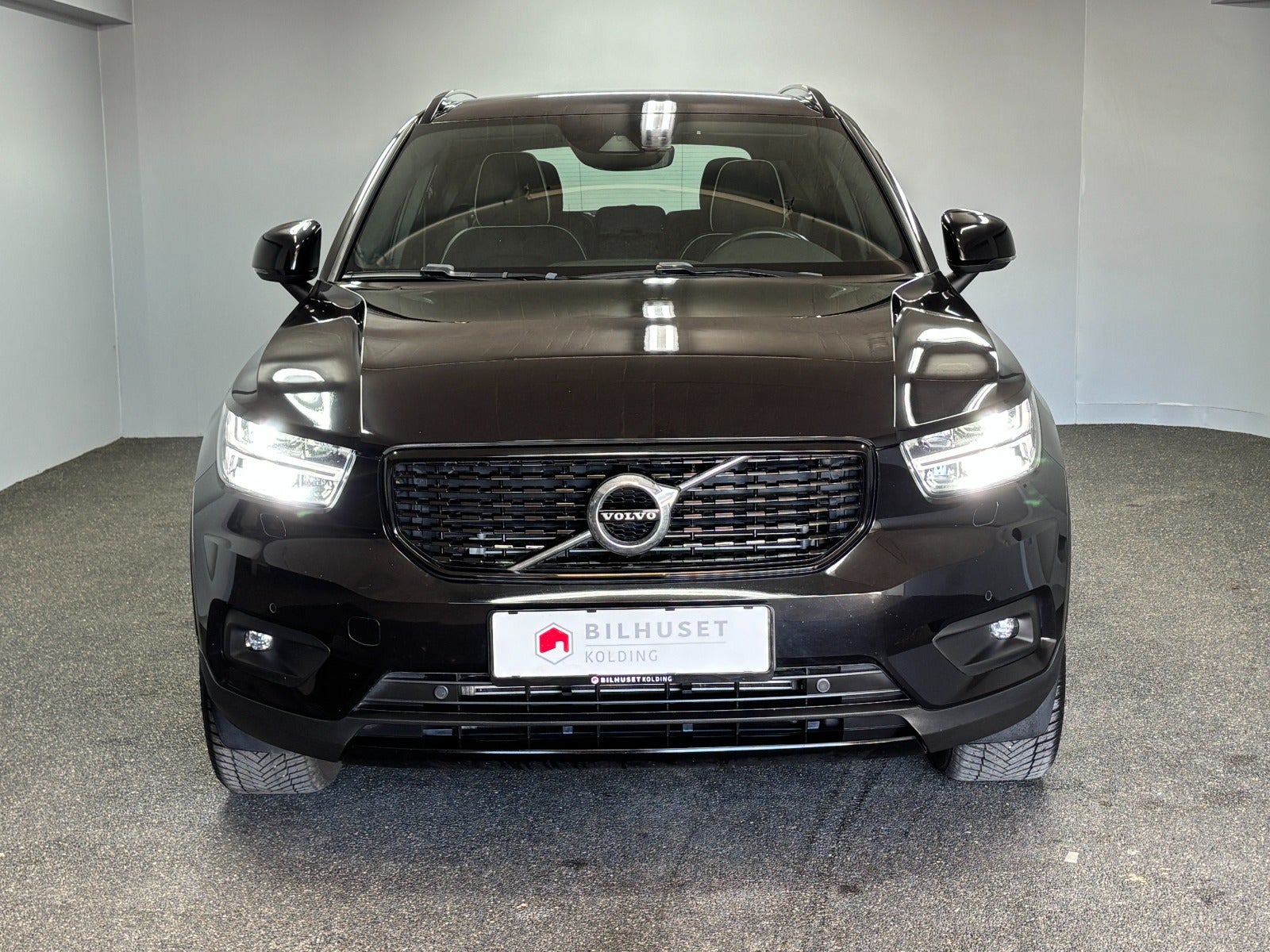 Billede af Volvo XC40 1,5 T5 ReCharge R-Design aut.