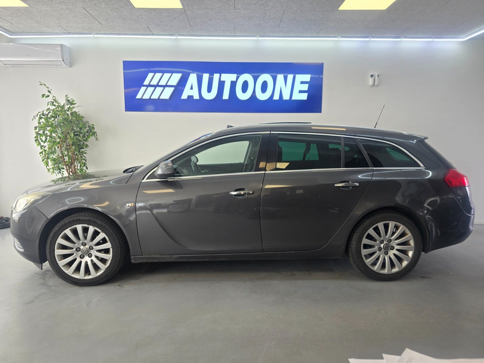 Billede af Opel Insignia 2,0 CDTi 130 Cosmo Sports Tourer eco