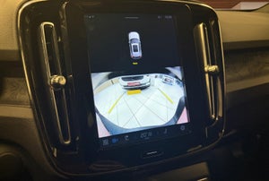 Volvo XC40 Standard Range Plus