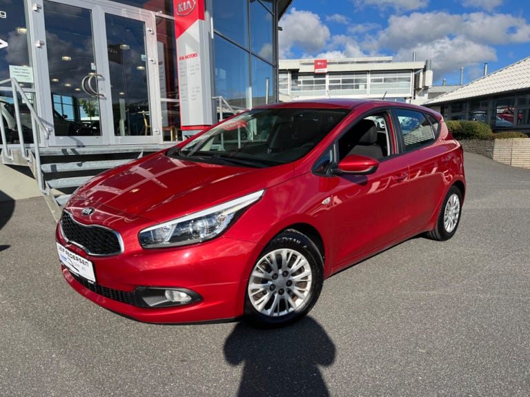 Kia Ceed CVVT Style