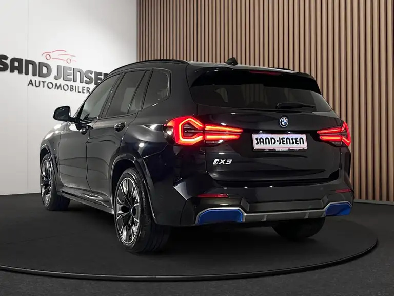 BMW iX3 Charged Plus M-Sport