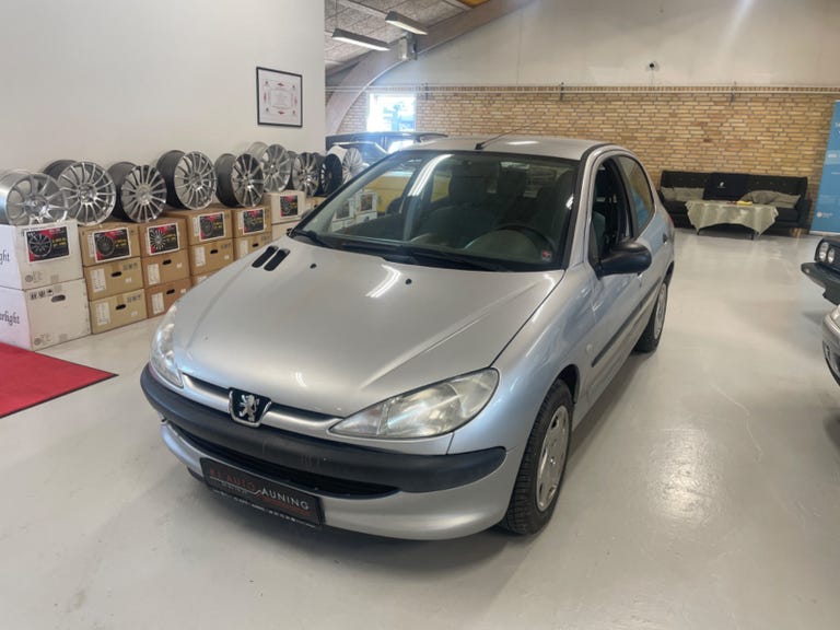 Peugeot 206 XR aut.