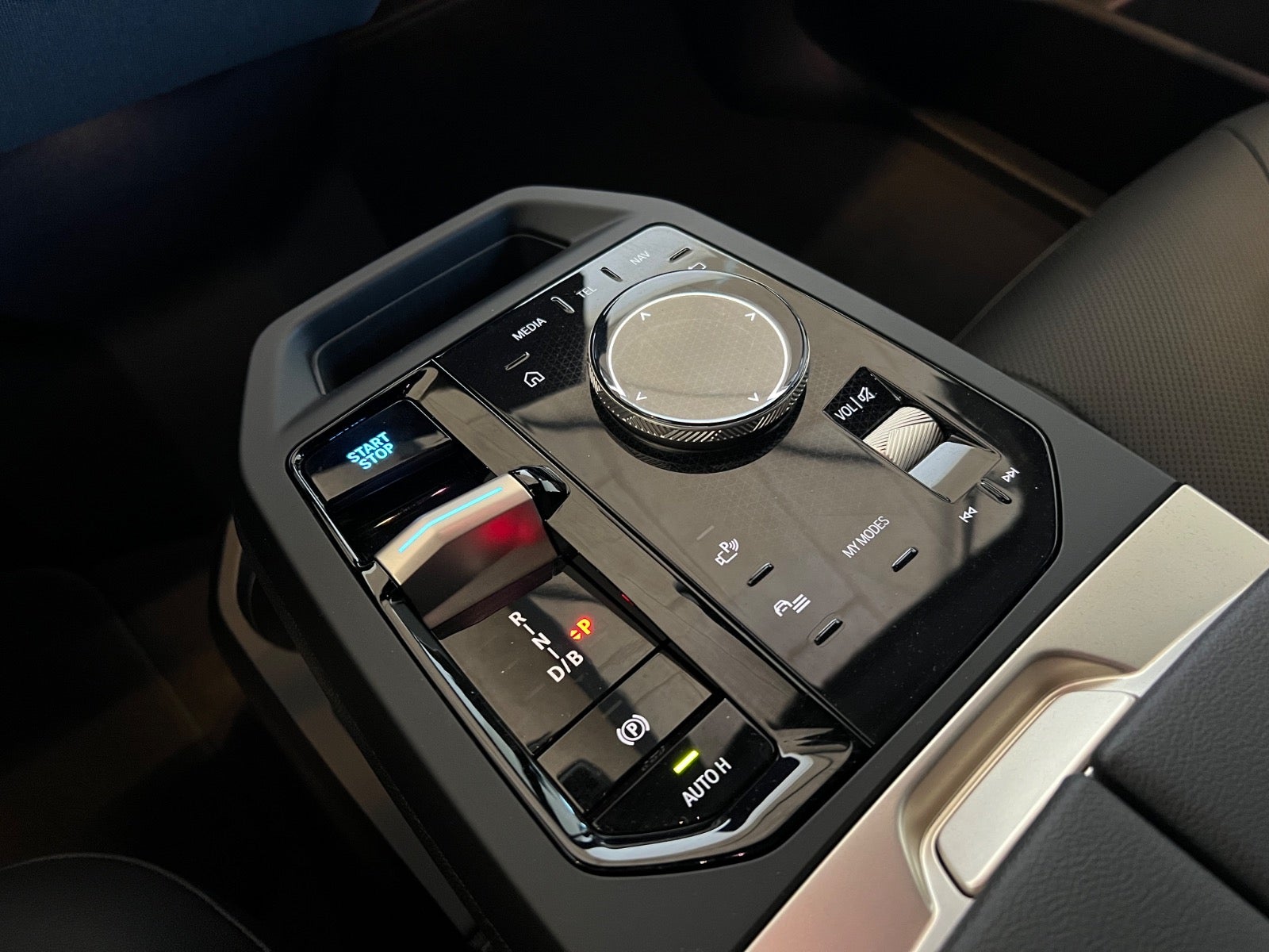 BMW iX xDrive40 Sport