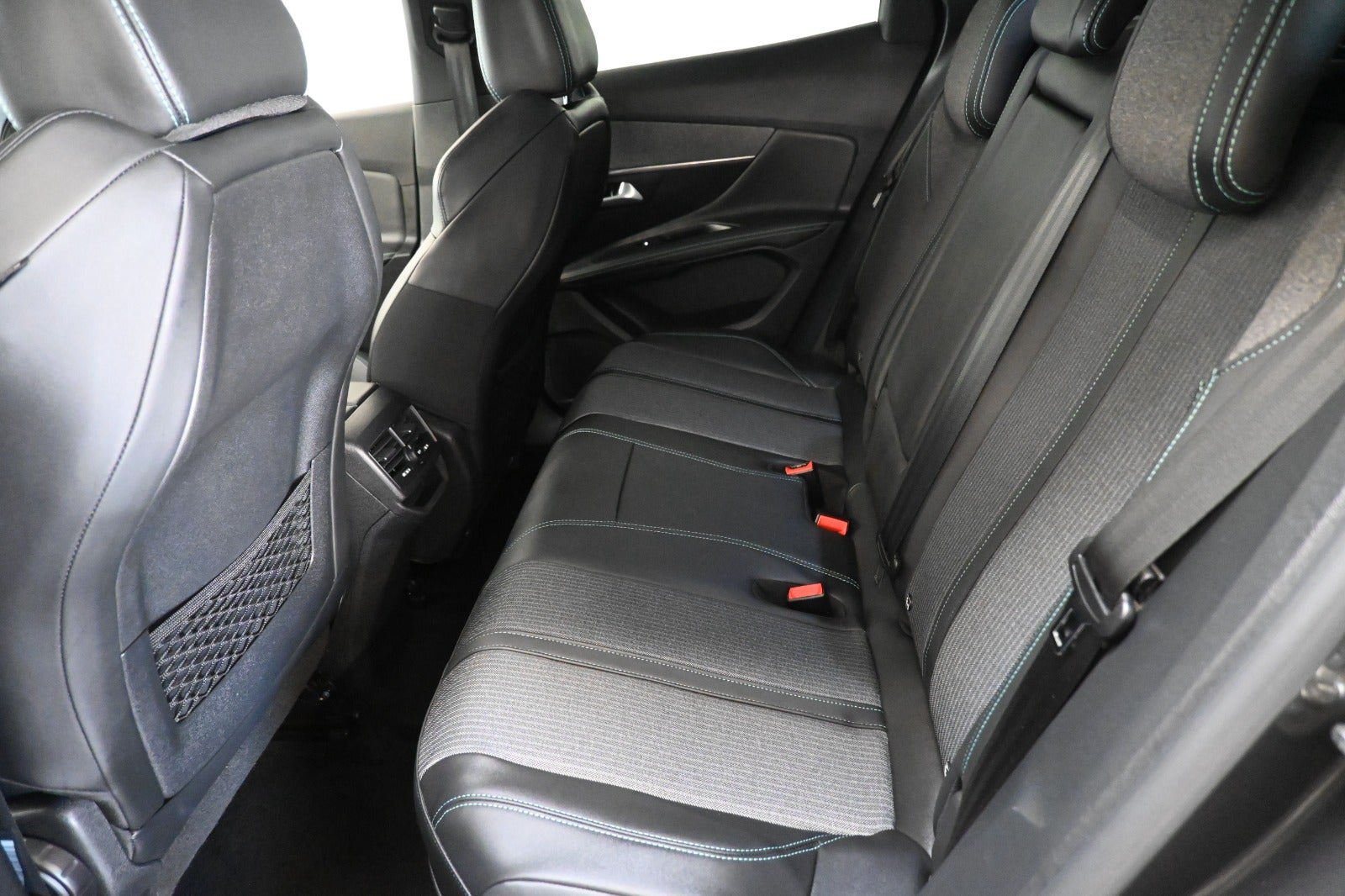 Peugeot 3008 Hybrid Allure Pack LTD EAT8