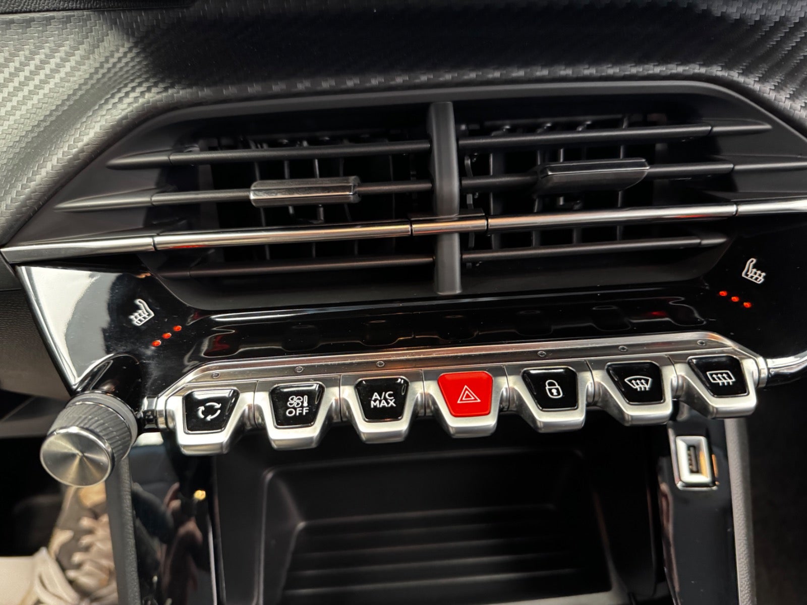 Billede af Peugeot 2008 1,2 PureTech 130 Platin EAT8
