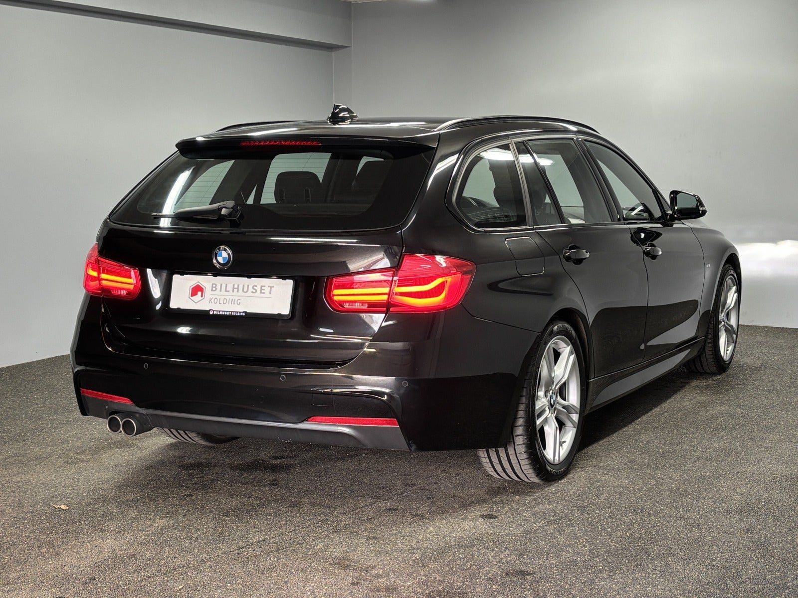 Billede af BMW 320d 2,0 Touring M-Sport aut.