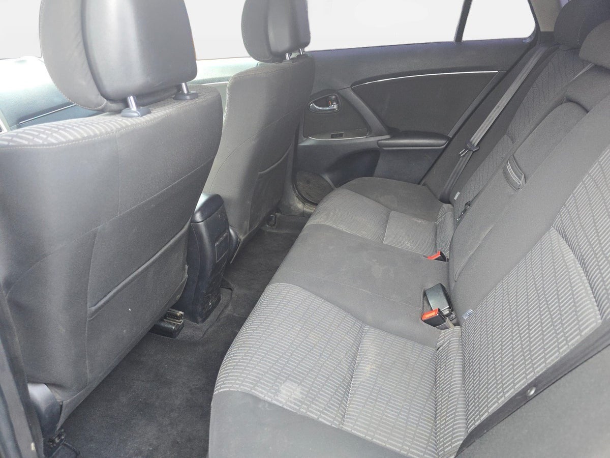 Billede af Toyota Avensis 1,8 VVT-i T1 stc.