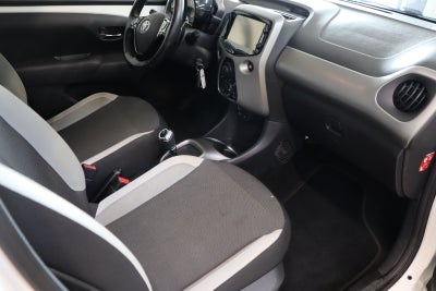 Toyota Aygo VVT-i x-wave x-shift