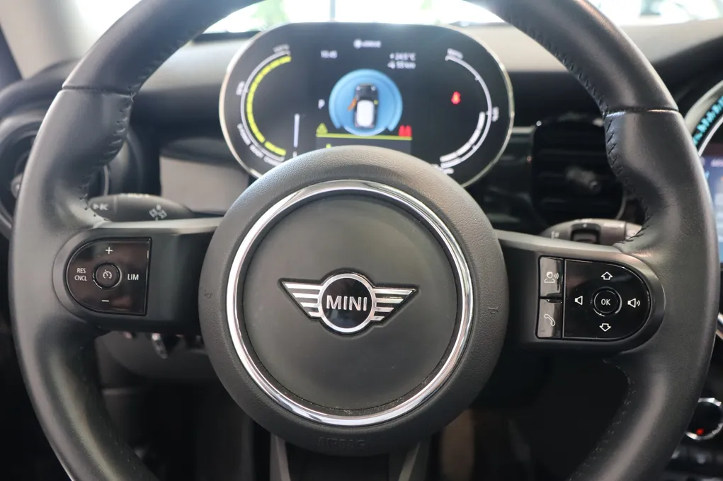 MINI Cooper SE Camden Edition