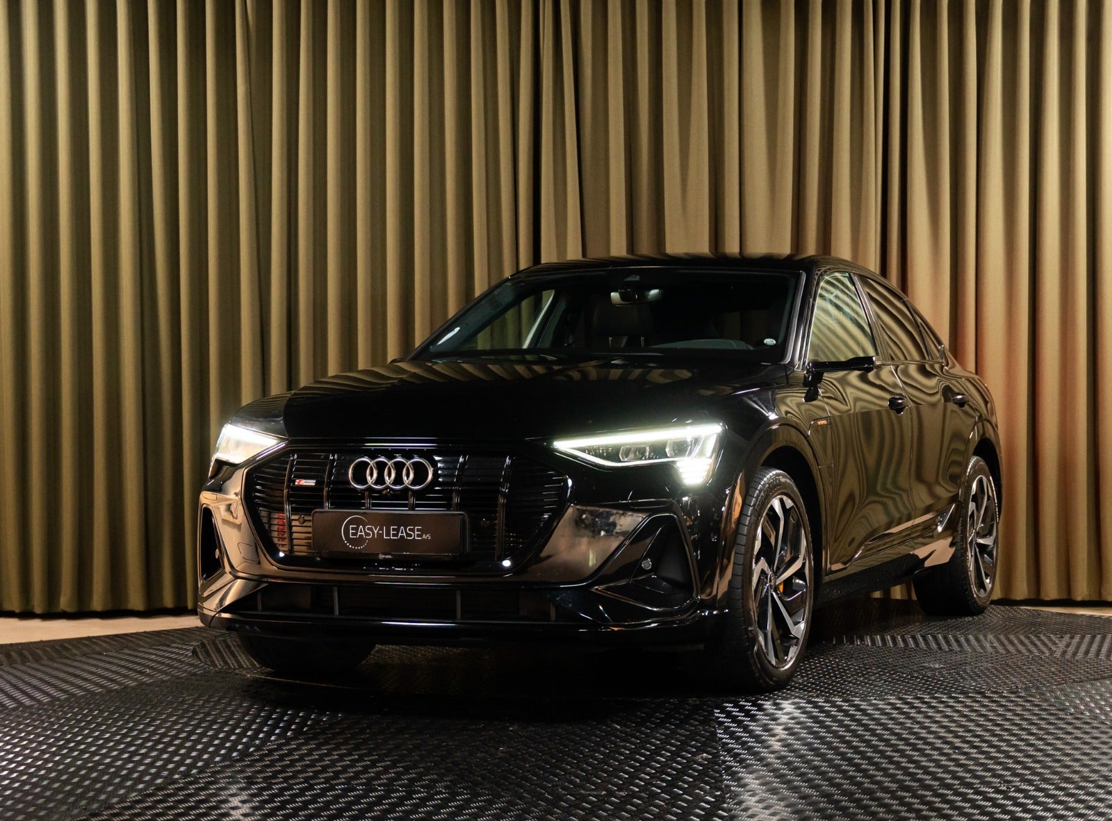 Audi e-tron 55 S-line Sportback quattro