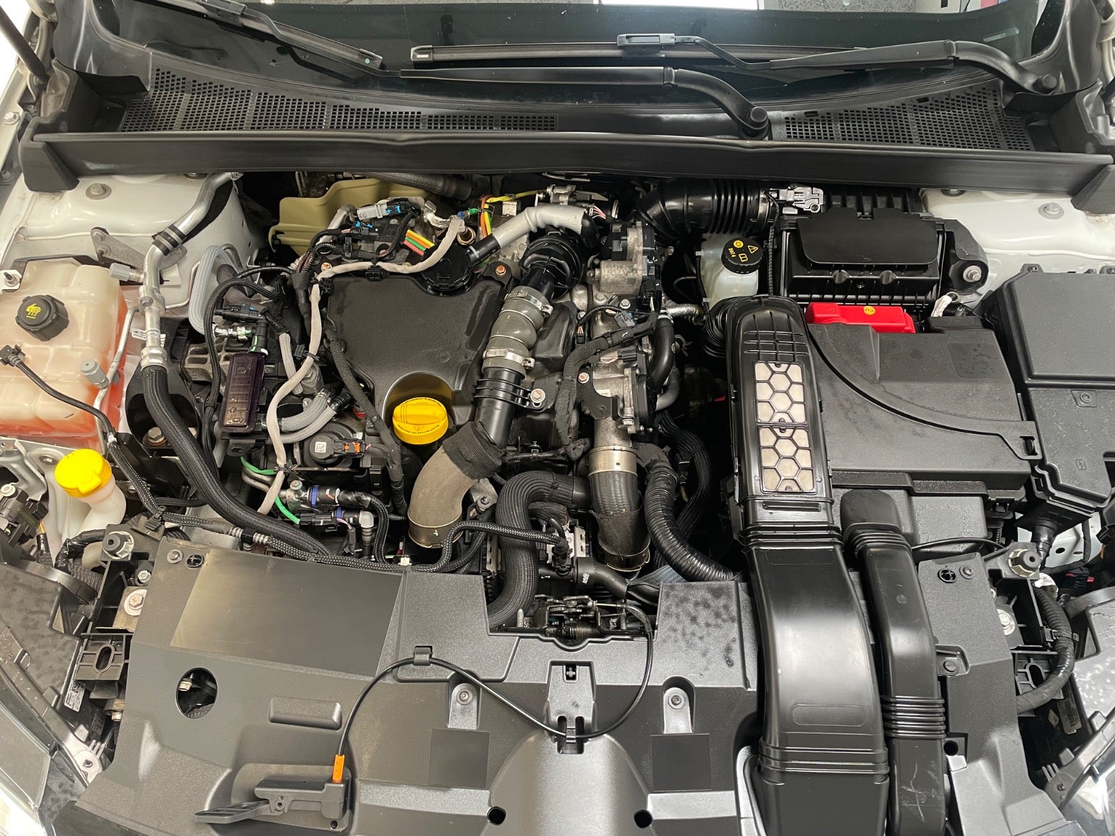Billede af Renault Megane IV 1,5 dCi 115 Zen Sport Tourer EDC Van