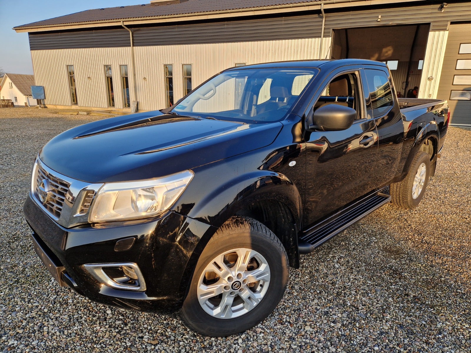 Billede af Nissan Navara 2,3 dCi 160 King Cab Acenta